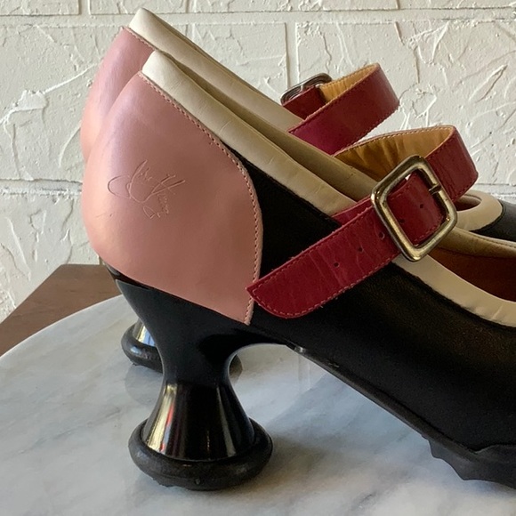 John Fluevog Gorgeous heeled Mary Jane’s - Picture 7 of 15